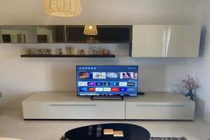 Modern and spacious 2 bedroom apartment with communal outdoor pool GZ-SMEL1-1, Кала