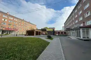 Апартаменты Наш дом на улице Мельникайте 83, Тюмень