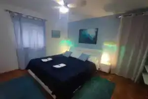 Marijano Dvosobni Apartman s Vrtom, Задар