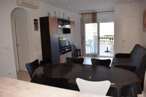 248-apartamento, amarre opcional, piscina, Эмпуриабрава