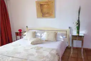 Отель «Hôtel Sainte Valérie», Жуан-ле-Пен