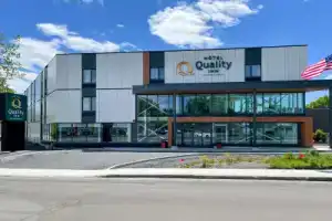 Отель «Quality Inn», Квебек