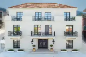Argostoli Essence Suites, Аргостолион