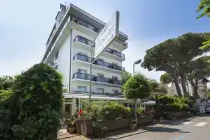 Hotel «Maestri», Риччионе
