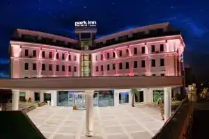 Отель «Park Inn by Radisson Ankara Cankaya», Анкара