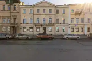 Квартиры посуточно на Английской набережной 24, Санкт-Петербург