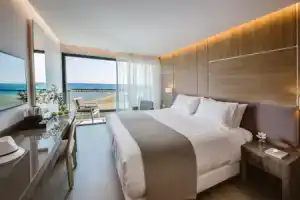 Lebay Beach Hotel, Ларнака