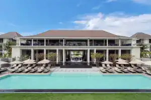 Отель «u Sathorn Bangkok - Sha Extra Plus», Бангкок