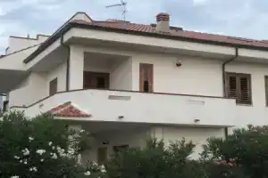 Villa Maria Elena, Бриатико