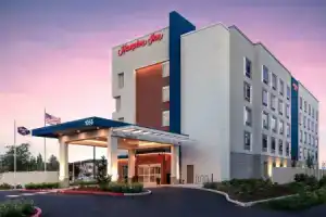 Hampton Inn Bellingham Airport, Беллингхем