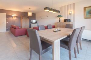 Apartment Zeebries Bredene, Бреден