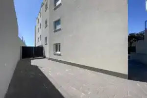 La Suite Apartment, Krvavica