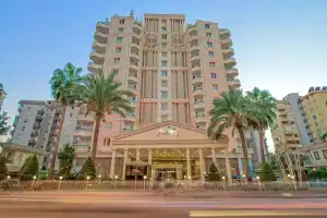 Adonis Hotel, Анталья