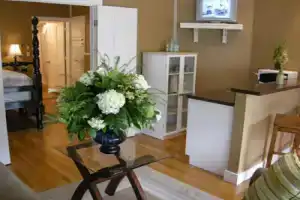 Frances Street Bottle Inn, Ки-Уэст