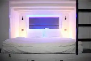 Wink Capsule Hostel @ Chinatown (SG Clean), Сингапур