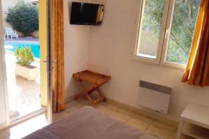 Chambre Privee Avec Piscine (Adults Only), Марсель