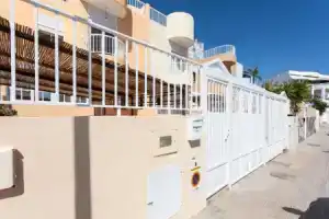 Duplex Charco del Valle with Sea View, Адехе