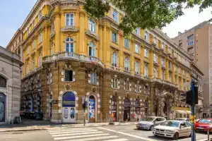 Luxury Number 1 Apartments, Риека