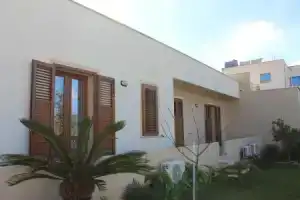 B&B Milena, Пачеко