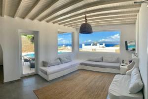 Villa Dolfino, Агиос Иоаннис