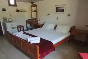 Franziskas Rooms, Матала