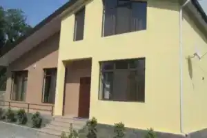 House near Sea Mahinjauri, Махинджаури