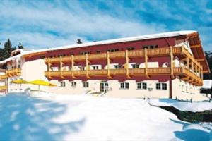 Das Waldhotel, Зеефельд