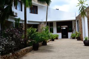 Отель «Spacey», Дар-Эс-Салам
