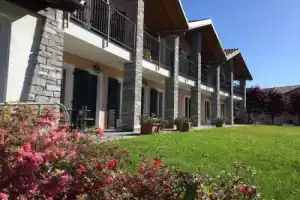 Garni Viggiona, Трарего