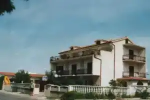Apartment With Terrace and Sea View Brodarica, Остров Крапань