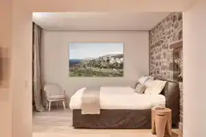 100 Rizes Seaside Resort- Small Luxury Hotels of the World, Гифио