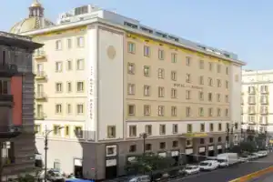 Hotel «Naples», Неаполь