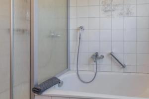 2 Zimmer Ferienwohnung Baur Nr 1, Залем