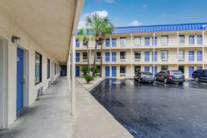 Motel «6-Pooler, GA - Savannah Airport», Саванна