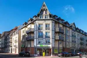 Отель «ibis Styles Deauville Centre», Довиль
