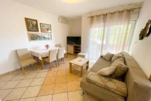 Apartman Kira 3, Цриквеница