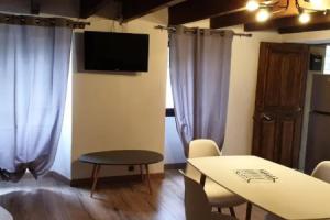 Appartement de charme vieille ville, Корте