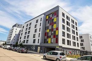 Q7 Lodge Lyon 7, Лион
