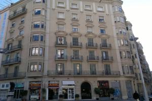 Отель «Ally's Bed&Breakfast,», Барселона