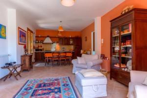 Calarossa Sunrise Cottage, Терразини
