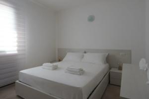 Welcomely- Xenia Boutique House - Apt 12, Ольбия
