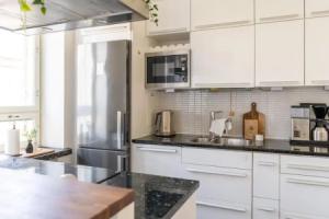 Bright 1BR apartment in the City Center, Тампере