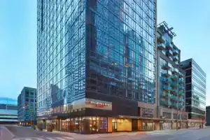 Residence Inn by Marriott Toronto Downtown / Entertainment District, Торонто