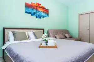 Good House (Гуд Хаус) на улице Гурзуфская 11, Екатеринбург