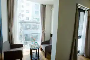 Sunflower Hotel, Сент-Полс-Бэй