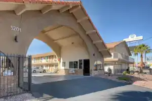 Hotel Galaxy, Лас-Вегас
