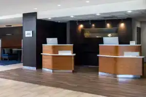Отель «Courtyard by Marriott Phoenix Airport», Финикс
