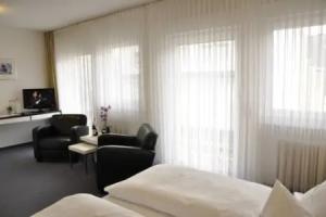 Ernsing's Garni Hotel, Бад-Нойенар-Арвайлер