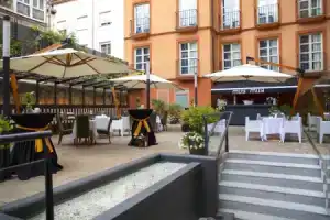 Отель «Palacio de los Blasones Suites», Бургос