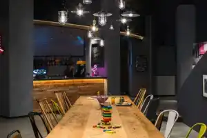 Отель «Moxy Osaka Honmachi By Marriott», Осака